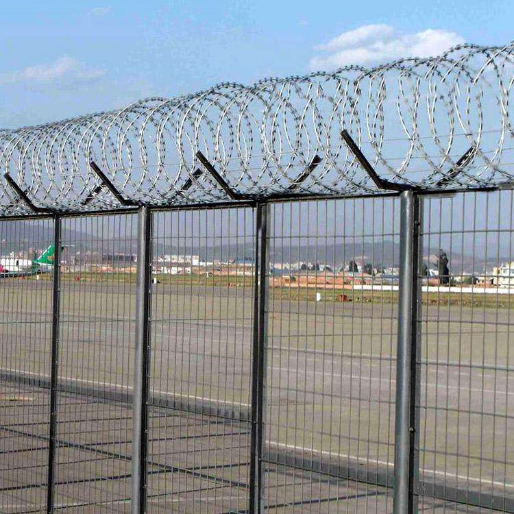 機(jī)場鋼筋圍界案例展示圖片1